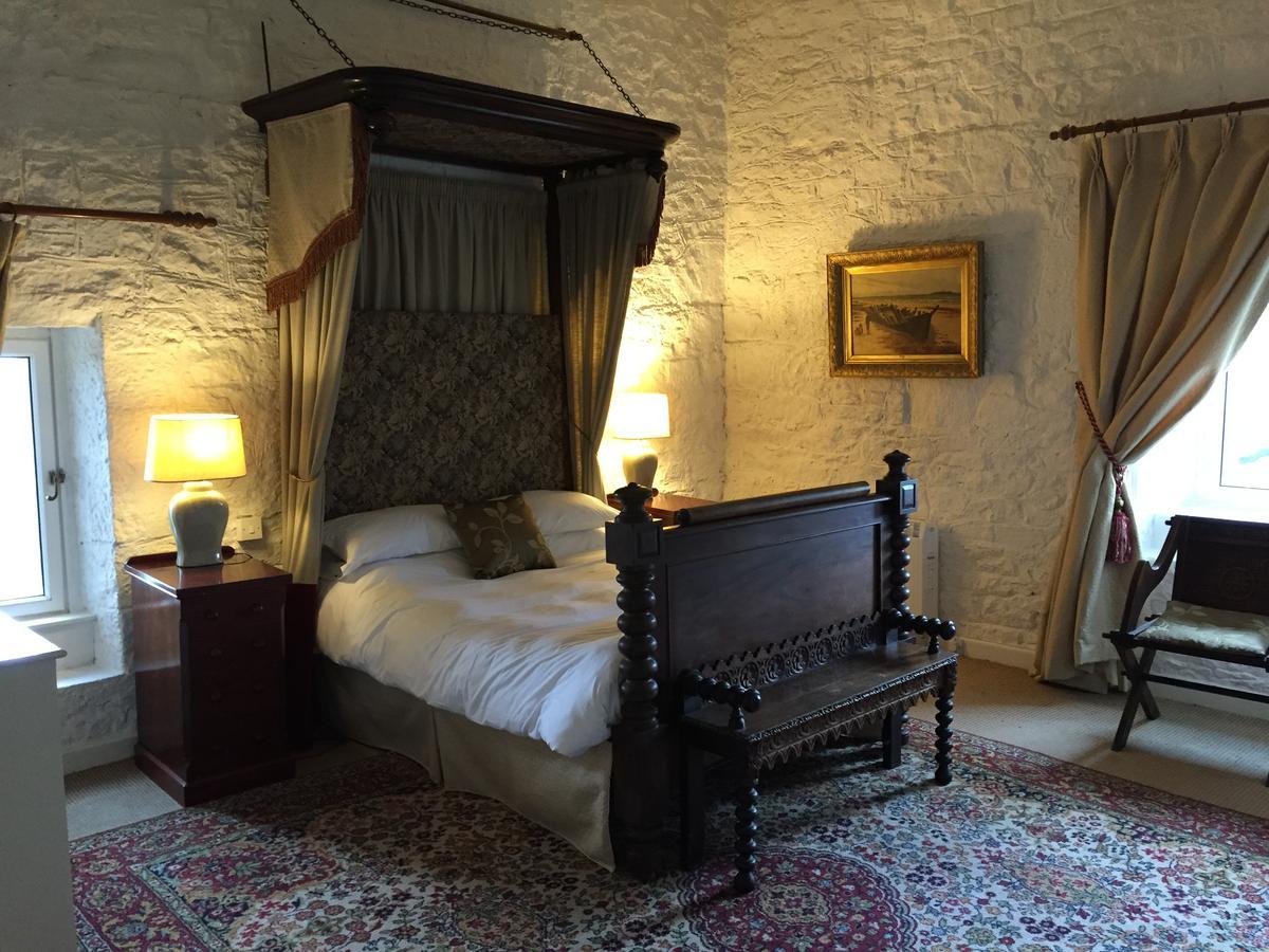 Oldcastle Ross Castle B&B מראה חיצוני תמונה