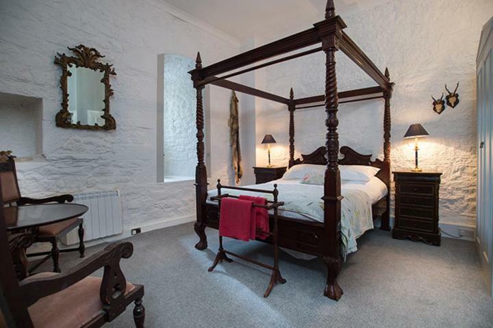 Oldcastle Ross Castle B&B מראה חיצוני תמונה