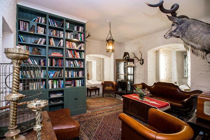 Oldcastle Ross Castle B&B מראה חיצוני תמונה