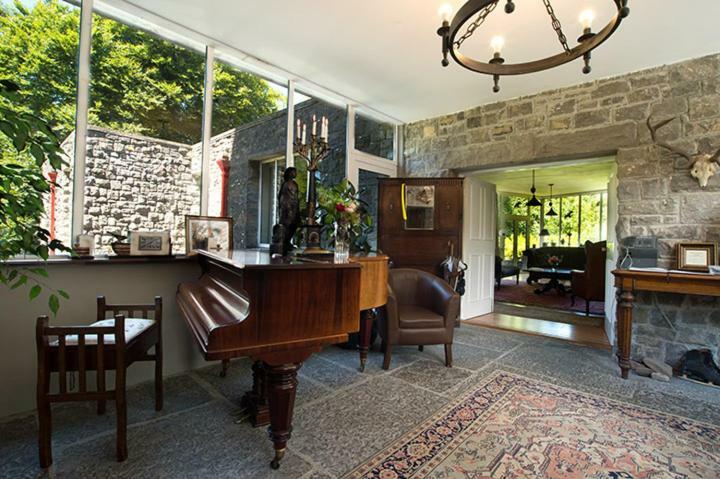 Oldcastle Ross Castle B&B מראה חיצוני תמונה