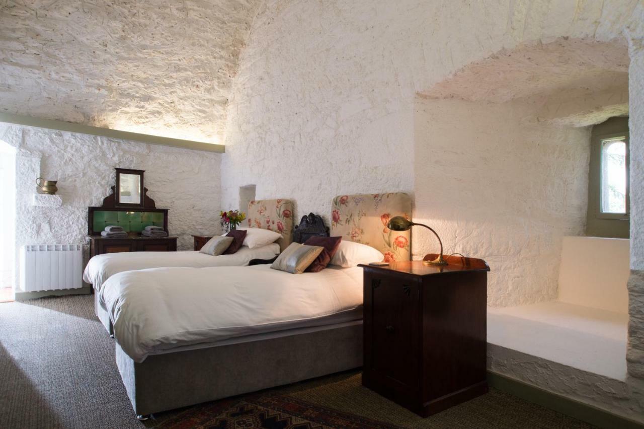 Oldcastle Ross Castle B&B מראה חיצוני תמונה